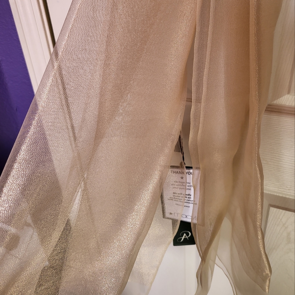 ADRIANNA PAPELL - Metallic Wrap Scarf